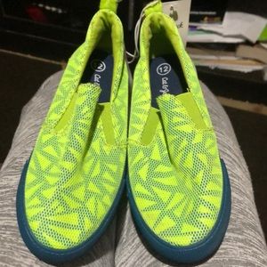 Water shoes
